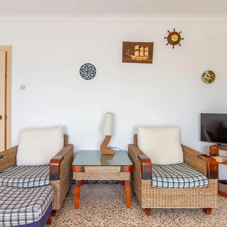 Gorgeous In With Kitchen Apartment *
